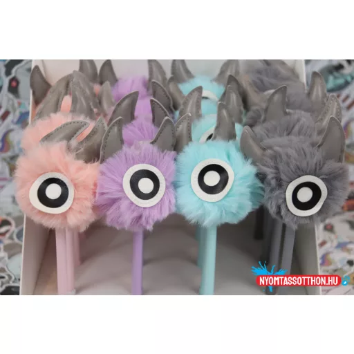 Szőrös és szarvas egyszemű fekete zselés toll, 0.5mm