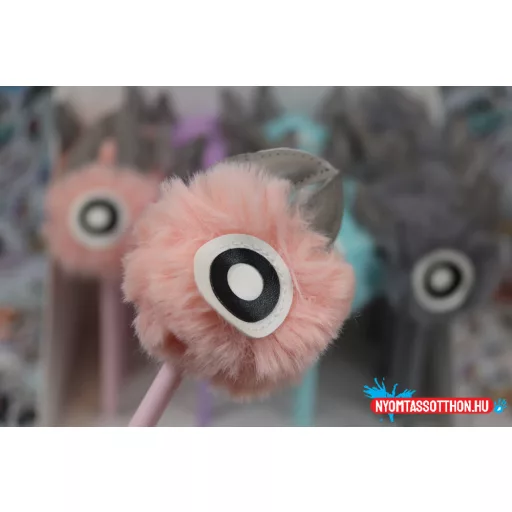 Szőrös és szarvas egyszemű fekete zselés toll, 0.5mm