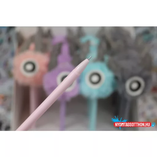 Szőrös és szarvas egyszemű fekete zselés toll, 0.5mm