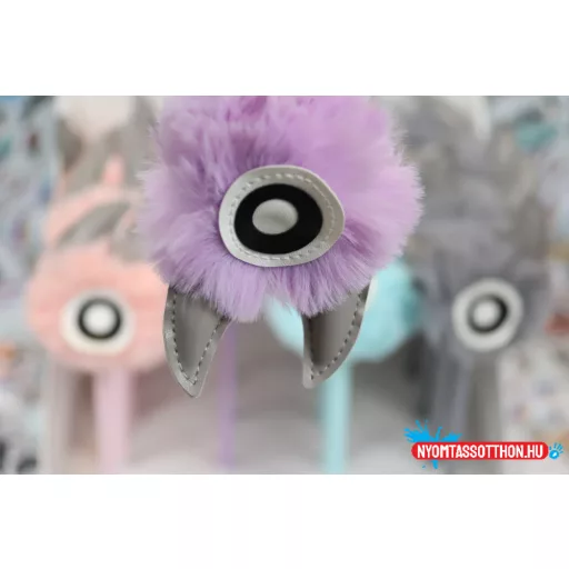 Szőrös és szarvas egyszemű fekete zselés toll, 0.5mm