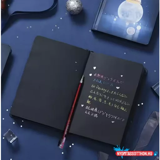 Keményfedeles foszforeszkálós - holdas notesz (B6)