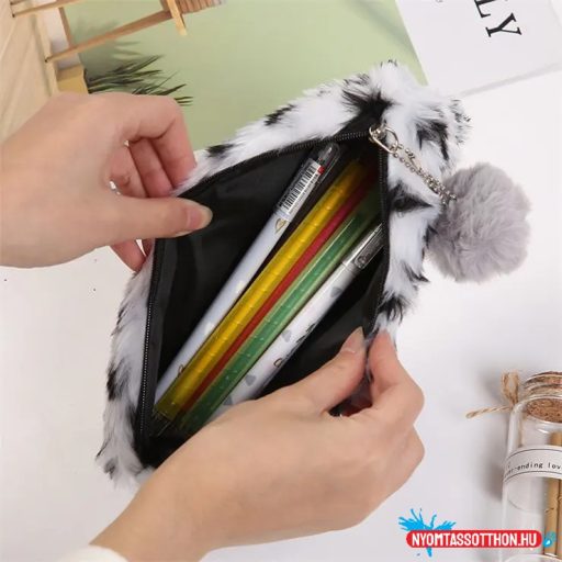 Szőrös bolyhos tolltartó