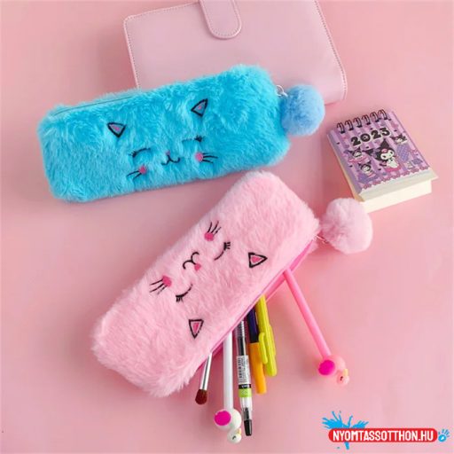 Mosolygós szőrös cicás tolltartó pompommal